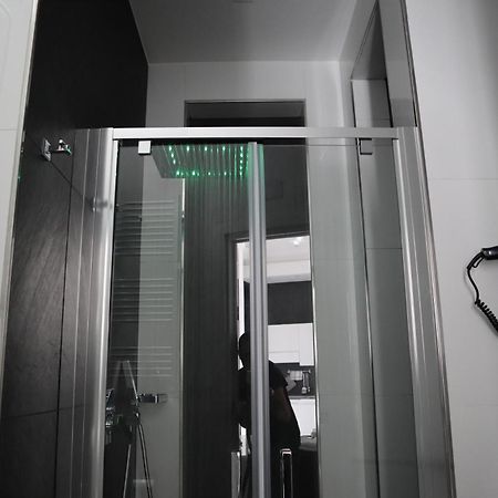 Rettifilo 201 Exclusive Rooms Napoli Esterno foto