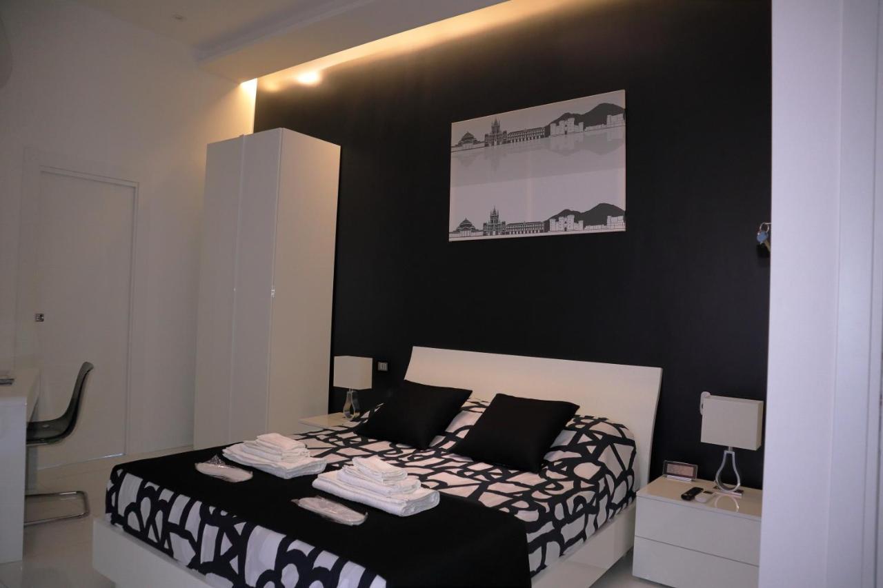 Rettifilo 201 Exclusive Rooms Napoli Esterno foto