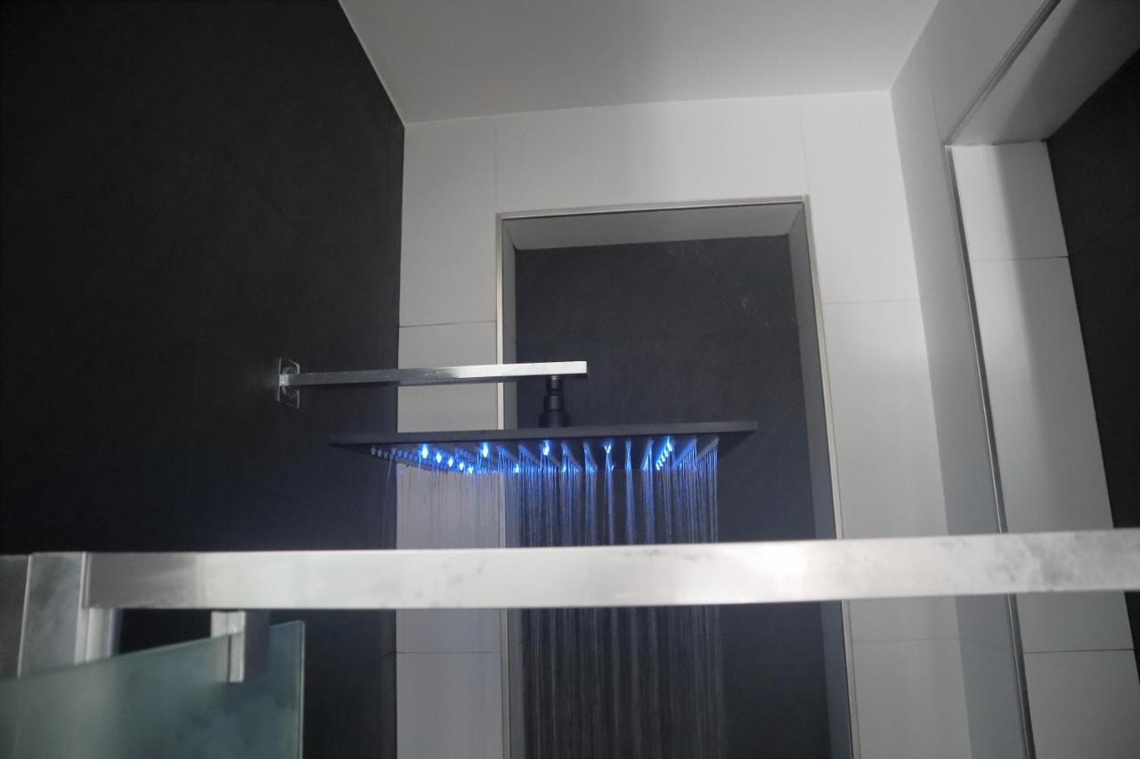 Rettifilo 201 Exclusive Rooms Napoli Esterno foto