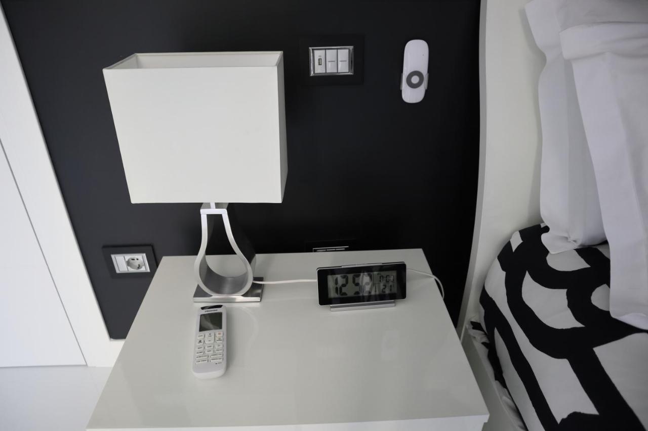 Rettifilo 201 Exclusive Rooms Napoli Esterno foto