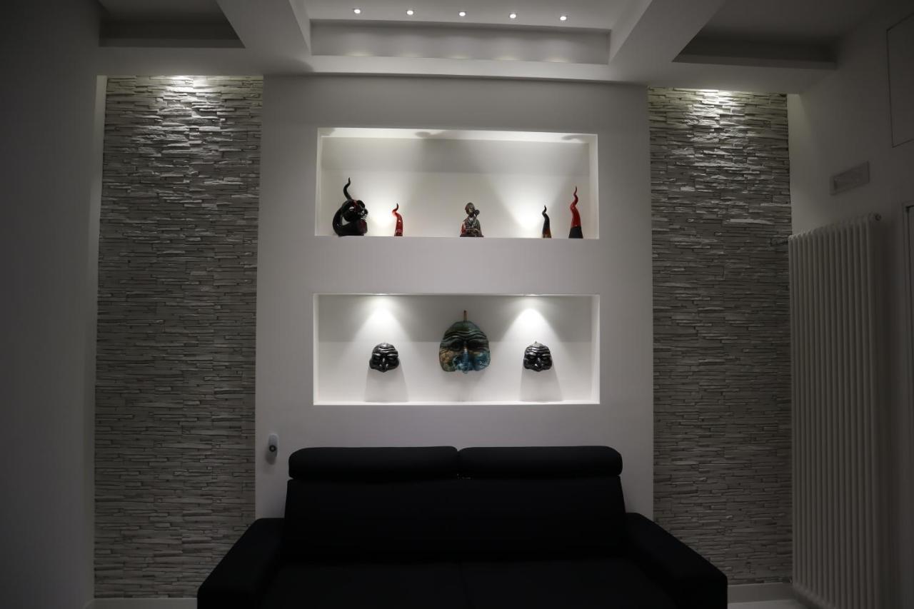 Rettifilo 201 Exclusive Rooms Napoli Esterno foto